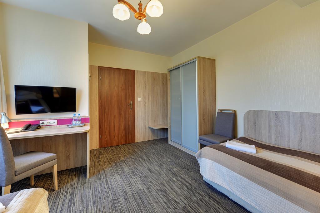 Abak Bed & Breakfast Гданск Екстериор снимка