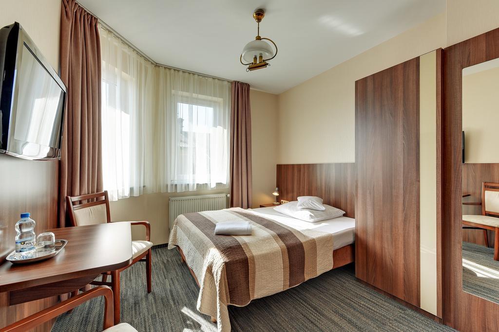 Abak Bed & Breakfast Гданск Екстериор снимка